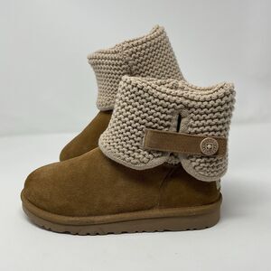 UGG Darrah Girls Sweater Knit Chestnut Suede Sheepskin Foldover Button 5 Kids